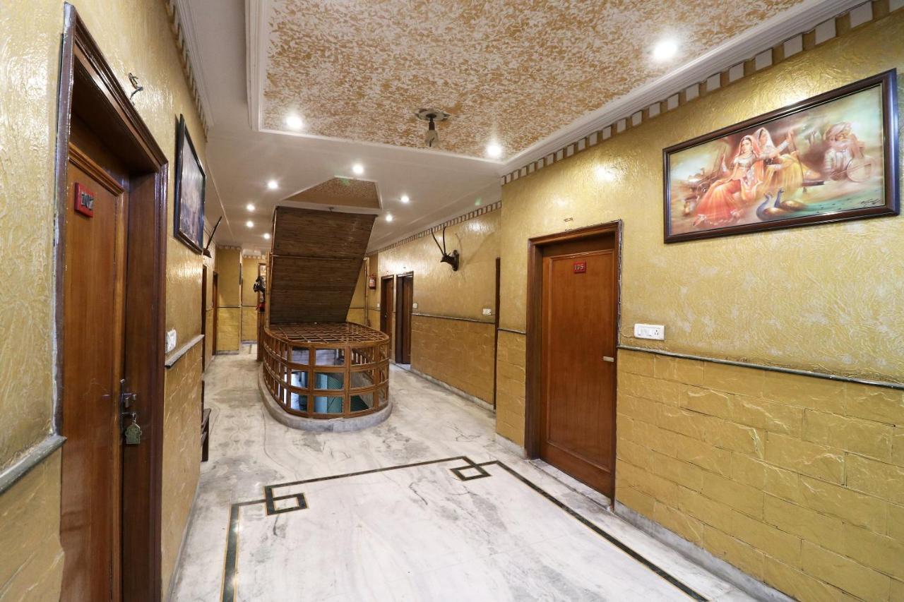 Oyo 29304 Hotel Pooja Yamunānagar Kültér fotó