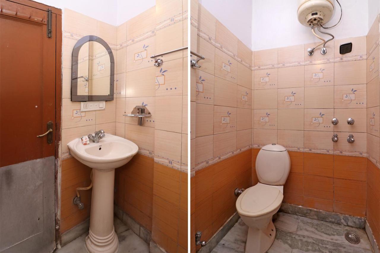 Oyo 29304 Hotel Pooja Yamunānagar Szoba fotó
